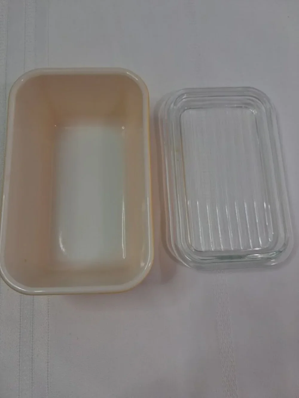 Pyrex this refrigerator